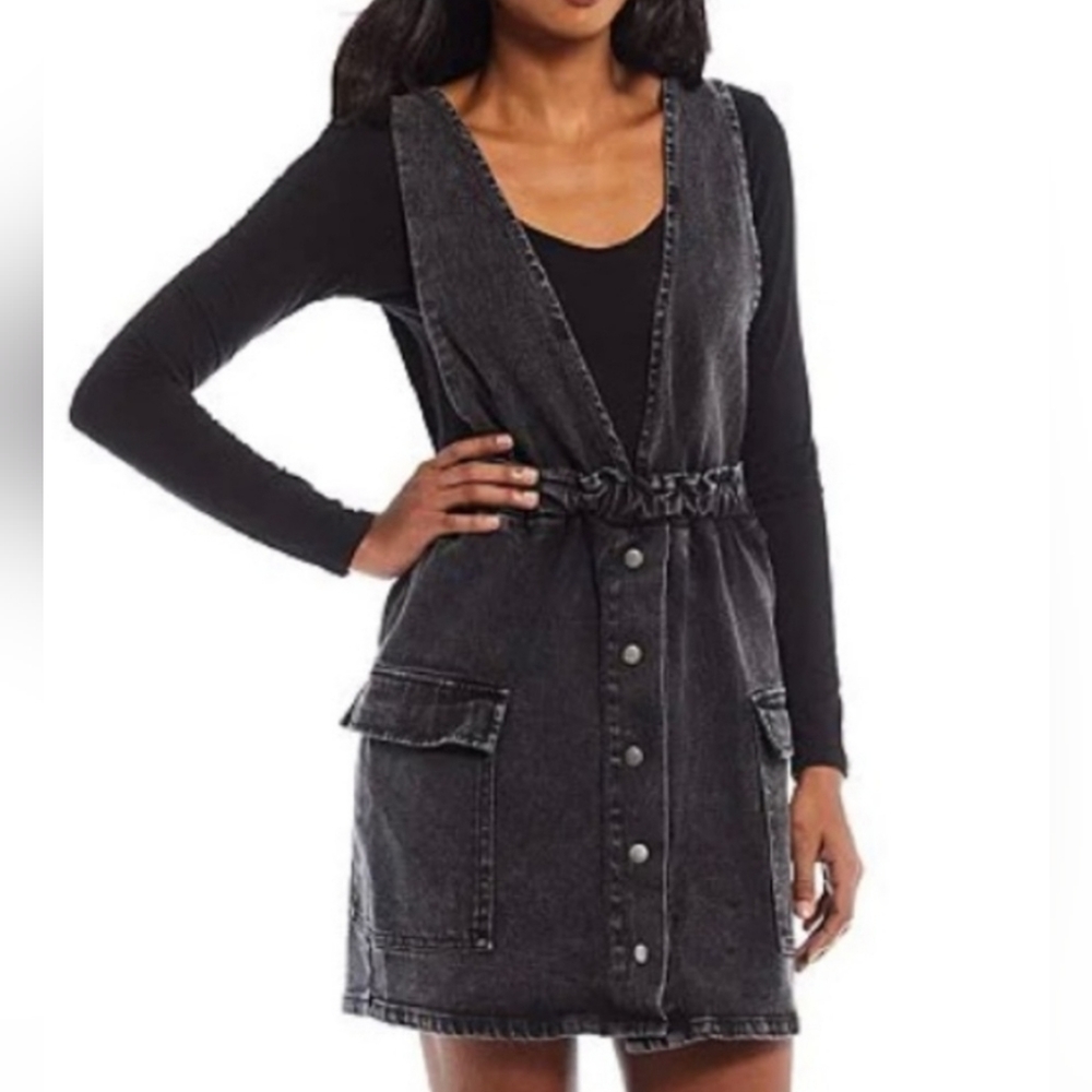 Gianni Bini V-Neck Denim Jumper Romper Dress NWT
